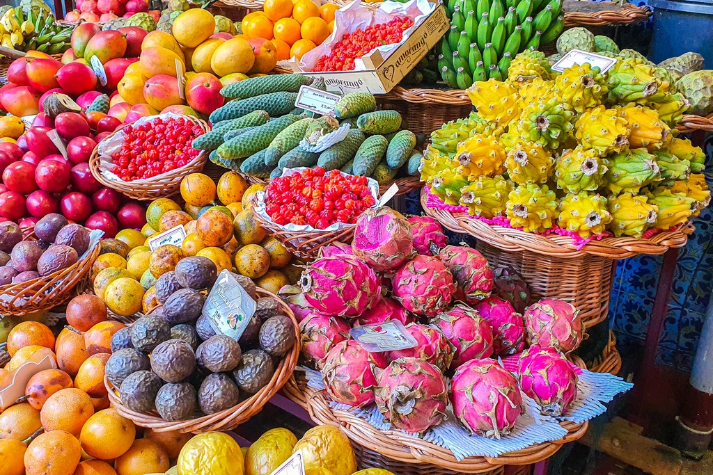 Come organizzare un viaggio a Madeira frutta tropicale