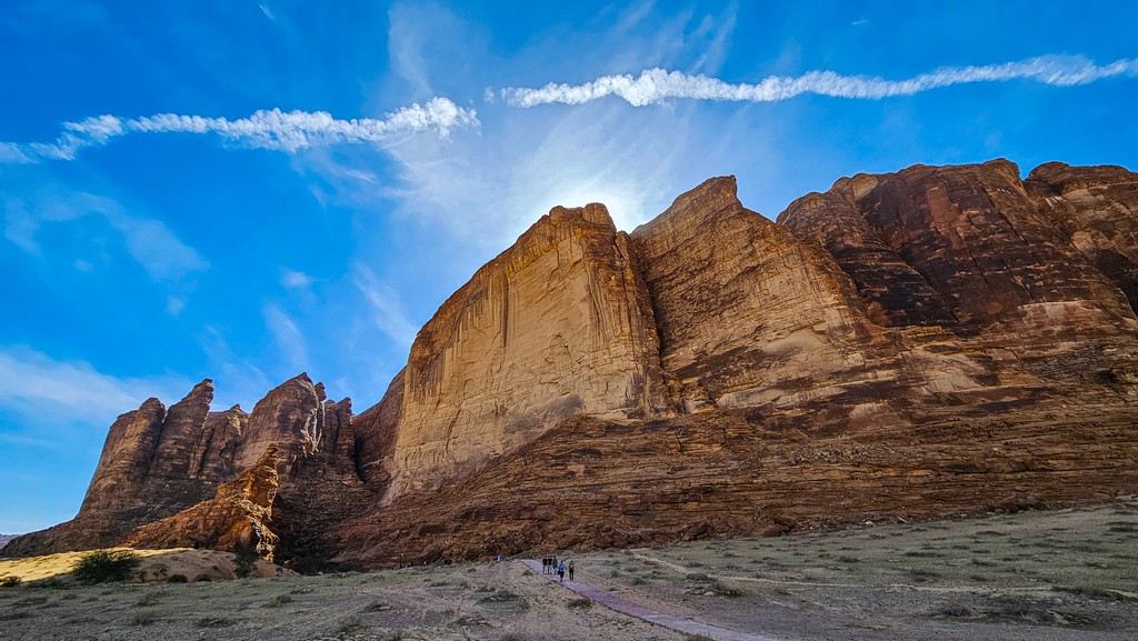 guida alla visita di AlUla  montagna col sole