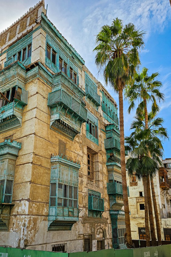 Guida alla visita di Al Balad edificio antico con balconcini